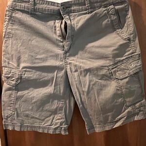 Unionbay Men's Gray Cargo Shorts